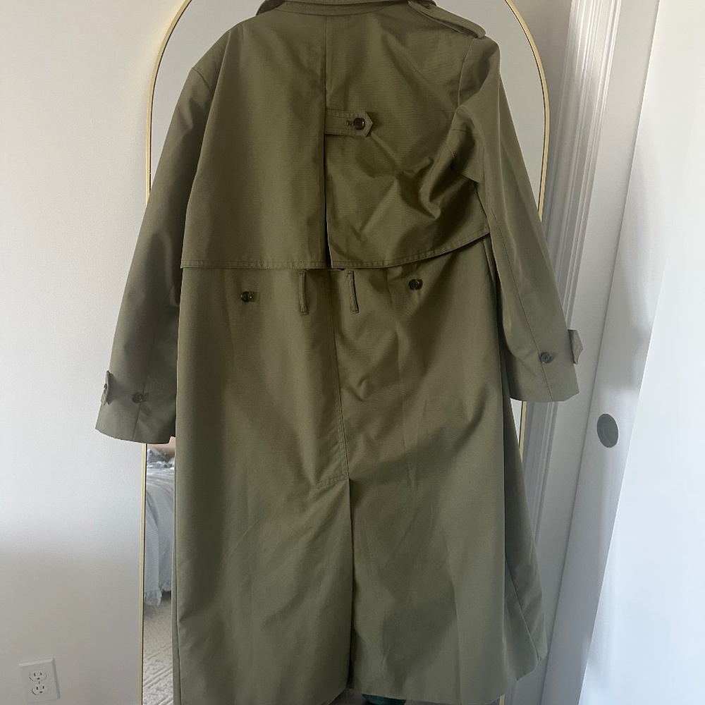Long Trench coat in Khaki/olive
